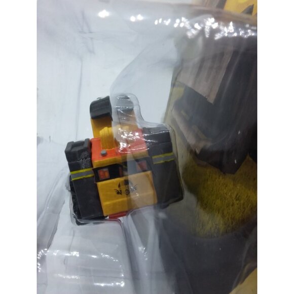 Disney Planes Fire & Rescue Drip Skid Steer Loader Diecast Mattel 2014 - Picture 4 of 7